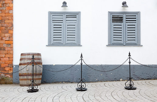 ポールパーテーション / ボラード